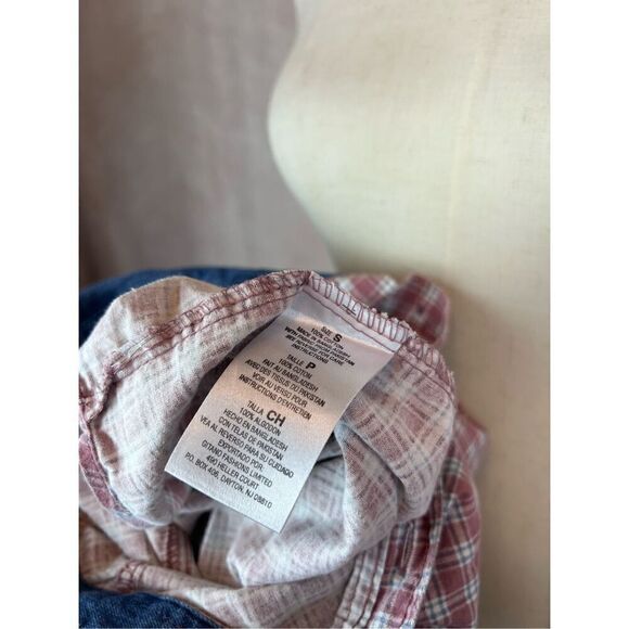 Vintage Flannel Button Down - Picture 7 of 7